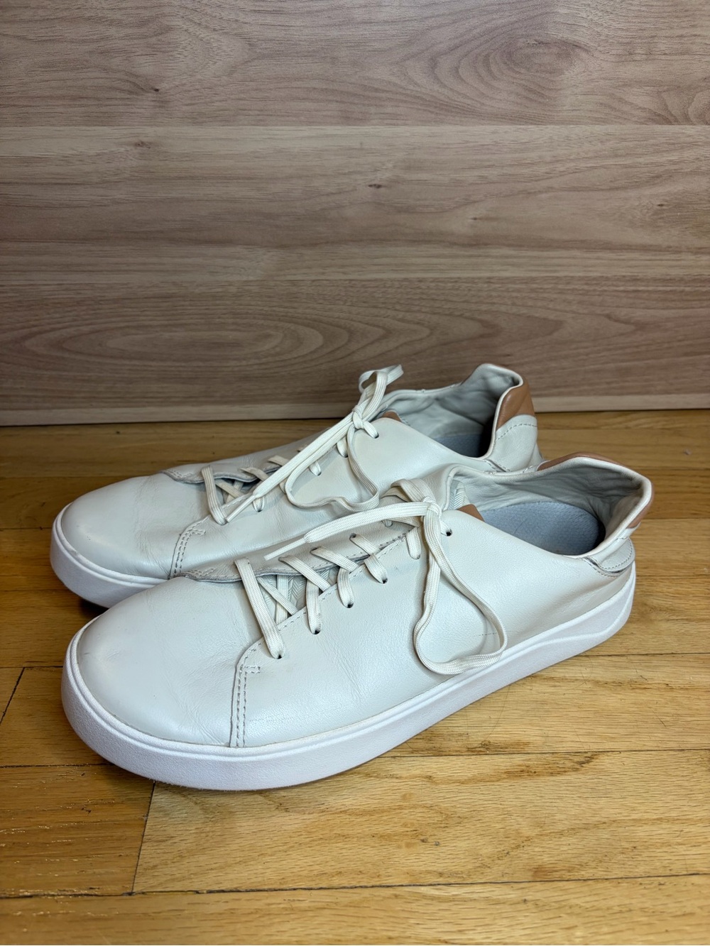 OluKai Lae'ahi Li' ILi Men's Waterproof Leather Sneakers - Size 11